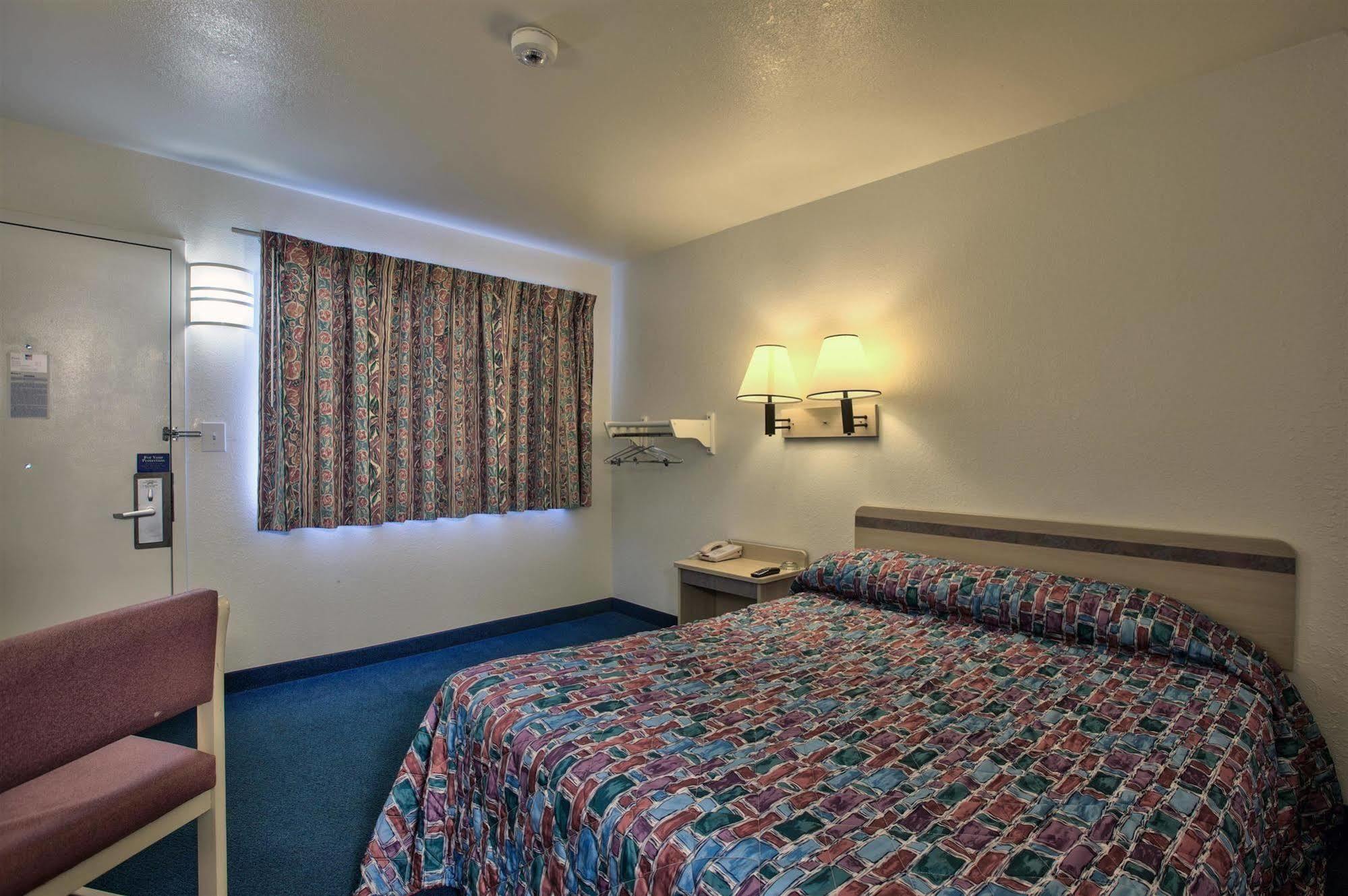 Motel 6-Valdosta, Ga - University Εξωτερικό φωτογραφία