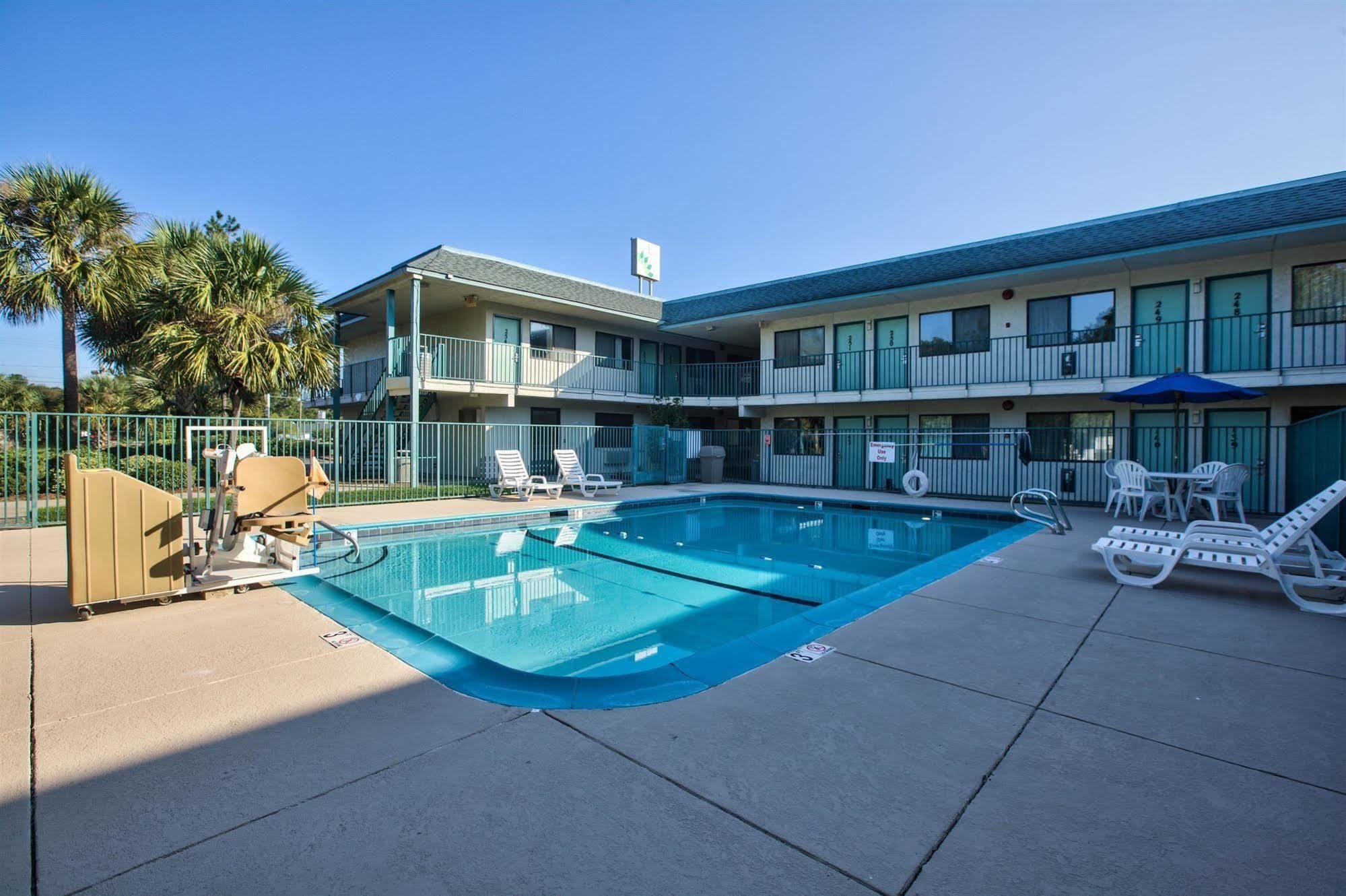 Motel 6-Valdosta, Ga - University Εξωτερικό φωτογραφία