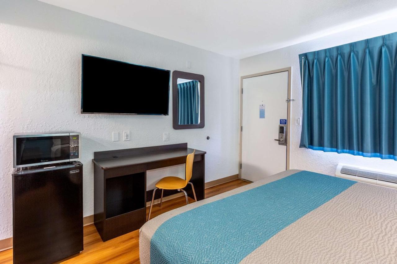 Motel 6-Valdosta, Ga - University Εξωτερικό φωτογραφία