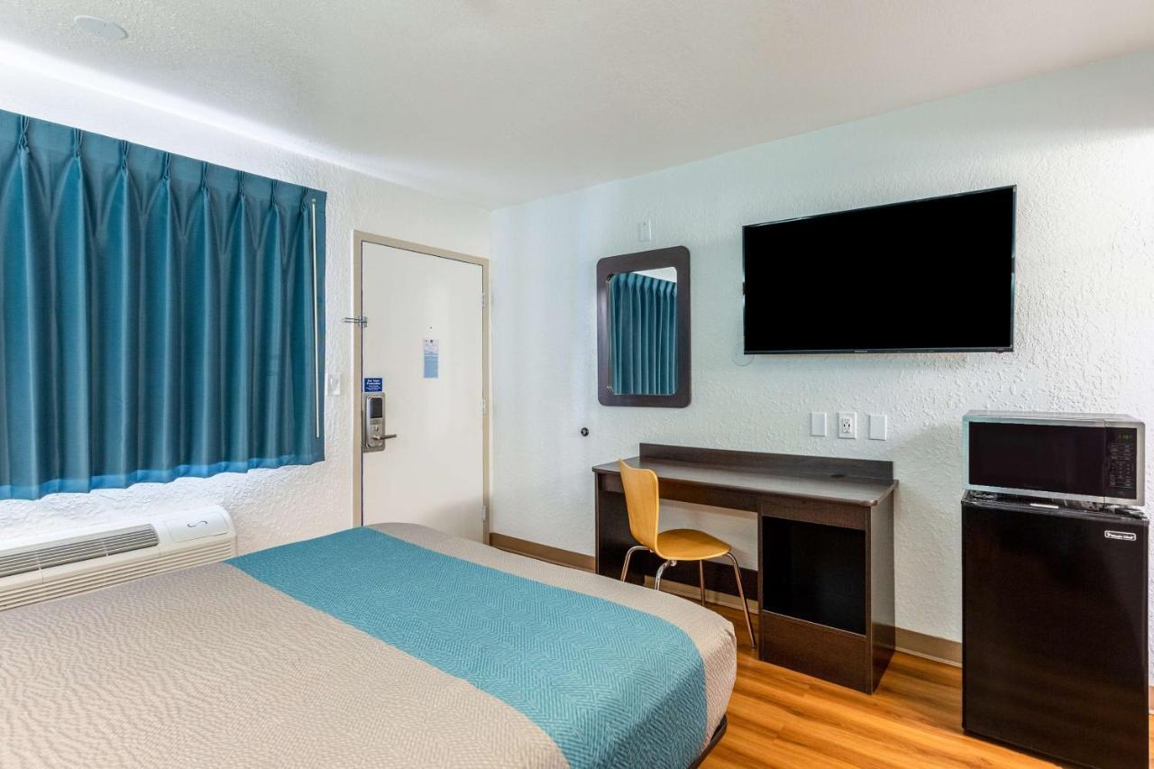 Motel 6-Valdosta, Ga - University Εξωτερικό φωτογραφία